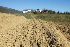 Josko Gravner - Preparazione per nuovo impianto